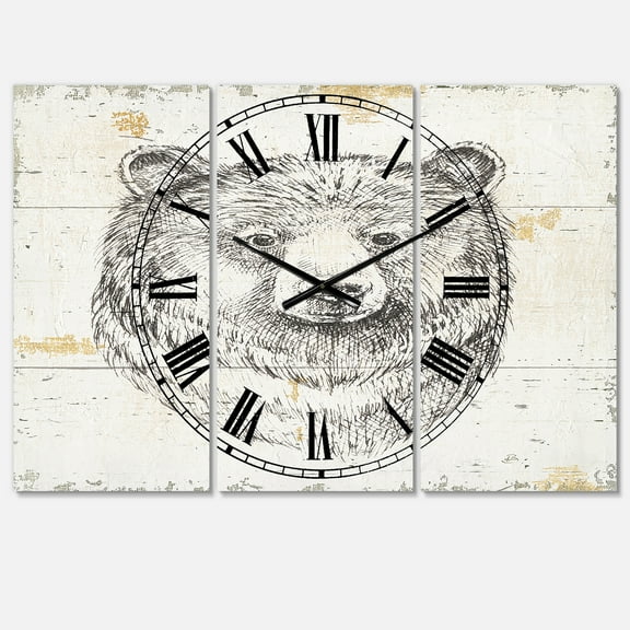 Designart 'Bear Wild and Beautiful IV' Traditional wall clock