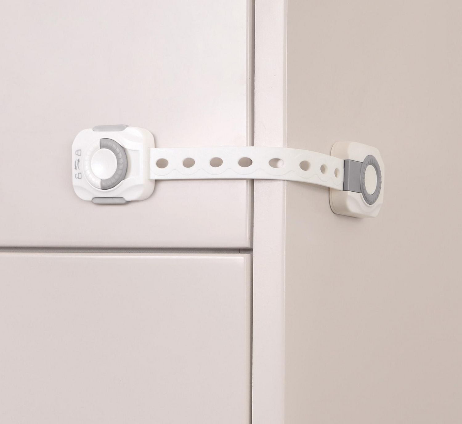 Dreambaby® Dial-It Adapta™ Strap Latch - 3pk, Super Strong Safety Straps!