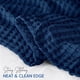 thumbnail image 3 of Manta Utopia Bedding de algodón con forma de gofre, 300 g/m², color azul marino, 90 x 72 cm, 3 of 7