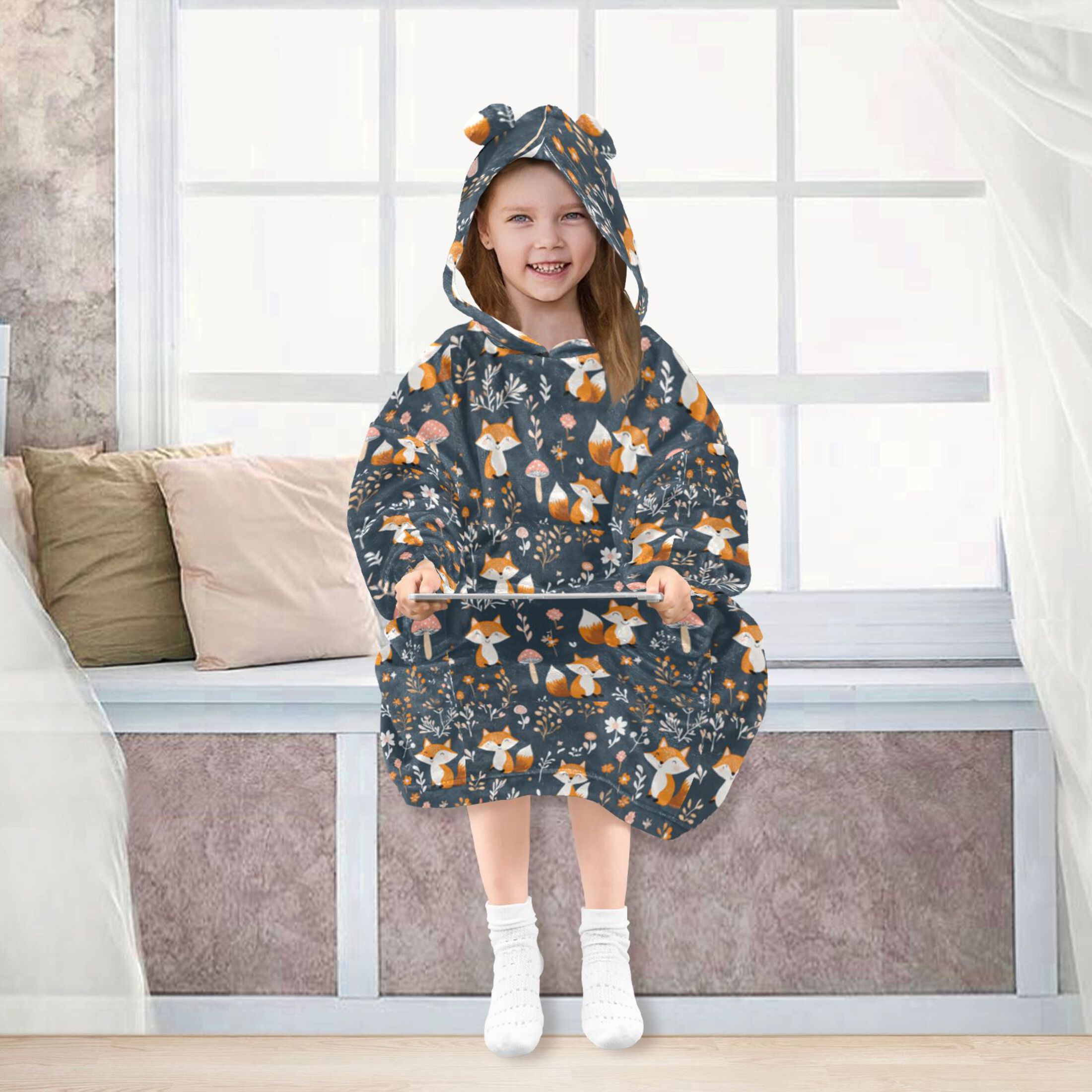 Wearable Blanket Hoodie for Kids Cute Fox and Mushrooms Flannel Hooded Blanket with Pockets and Sleeves Suitable for Boys and Girls
