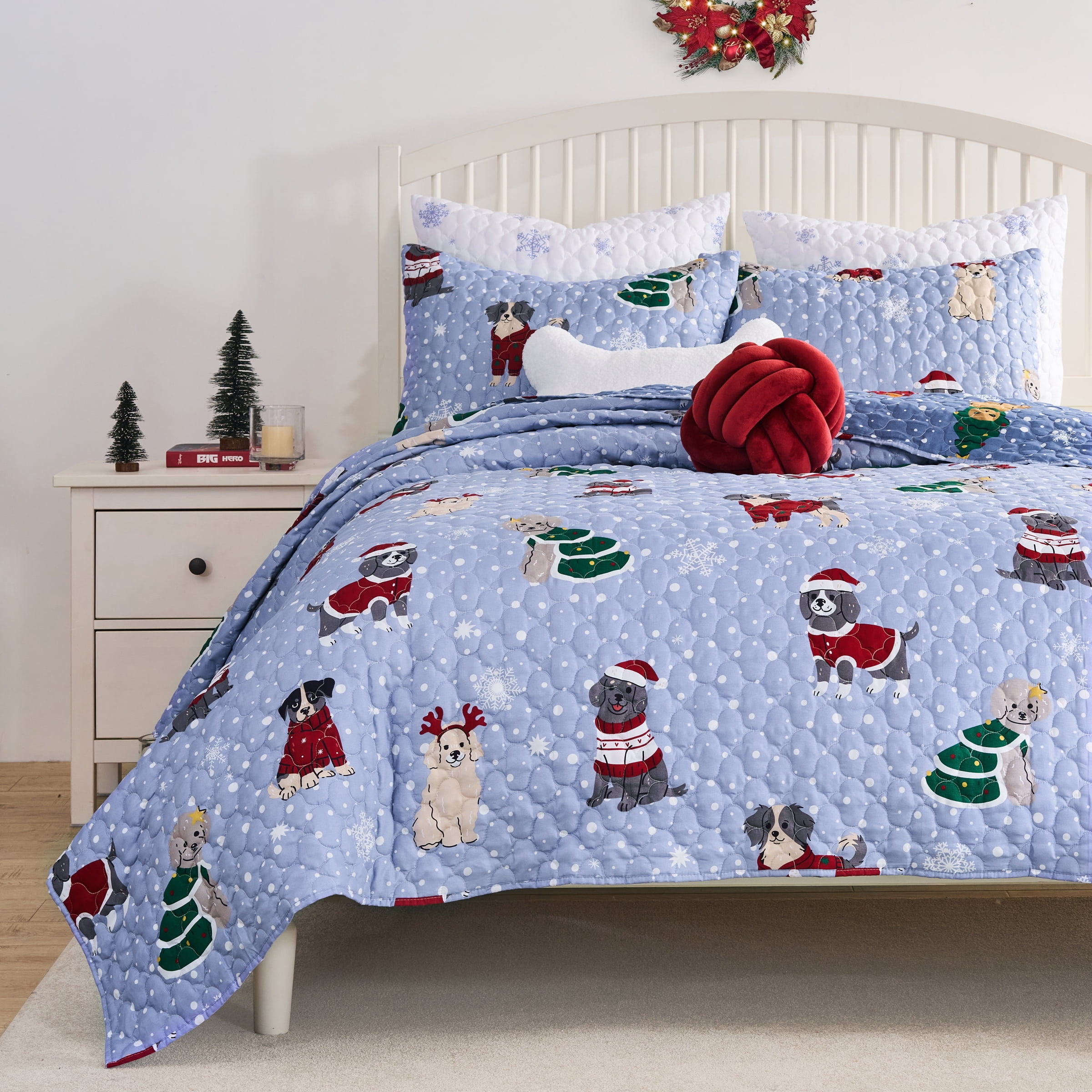 Greenland Home Fashions Winter Whiskers Holiday Dogs & Cats Pet Lovers' Quilt Set, 3-Piece Full/Queen
