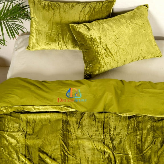 DecorAvenue Ultra-Luxe Velvet Duvet Cover, Boho Bedding UO Comforter Donna Cover, 3 Pcs Set Green Color Duvet Set, Velvet Bedding Set Twin Size