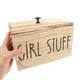 thumbnail image 5 of GOOHOCHY Organizador de toallas sanitarias de madera rústica con tapa, caja de almacenamiento de productos femeninos, organizador de accesorios de baño, soporte para toallas de algodón para baño, 5 of 8