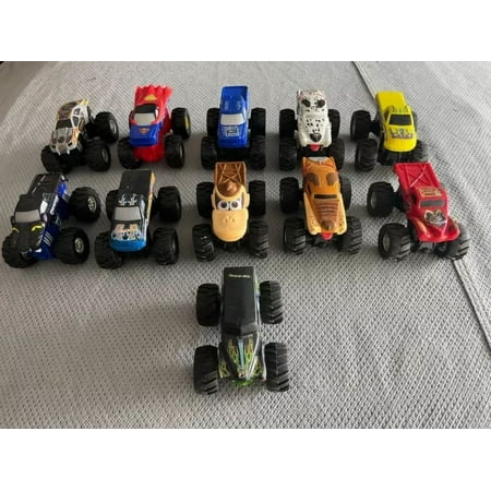 Mattel Hot Wheels Monster Jam 1:43 Truck Rev Tredz Lot of 11 Superman Max-D Mutt Parts