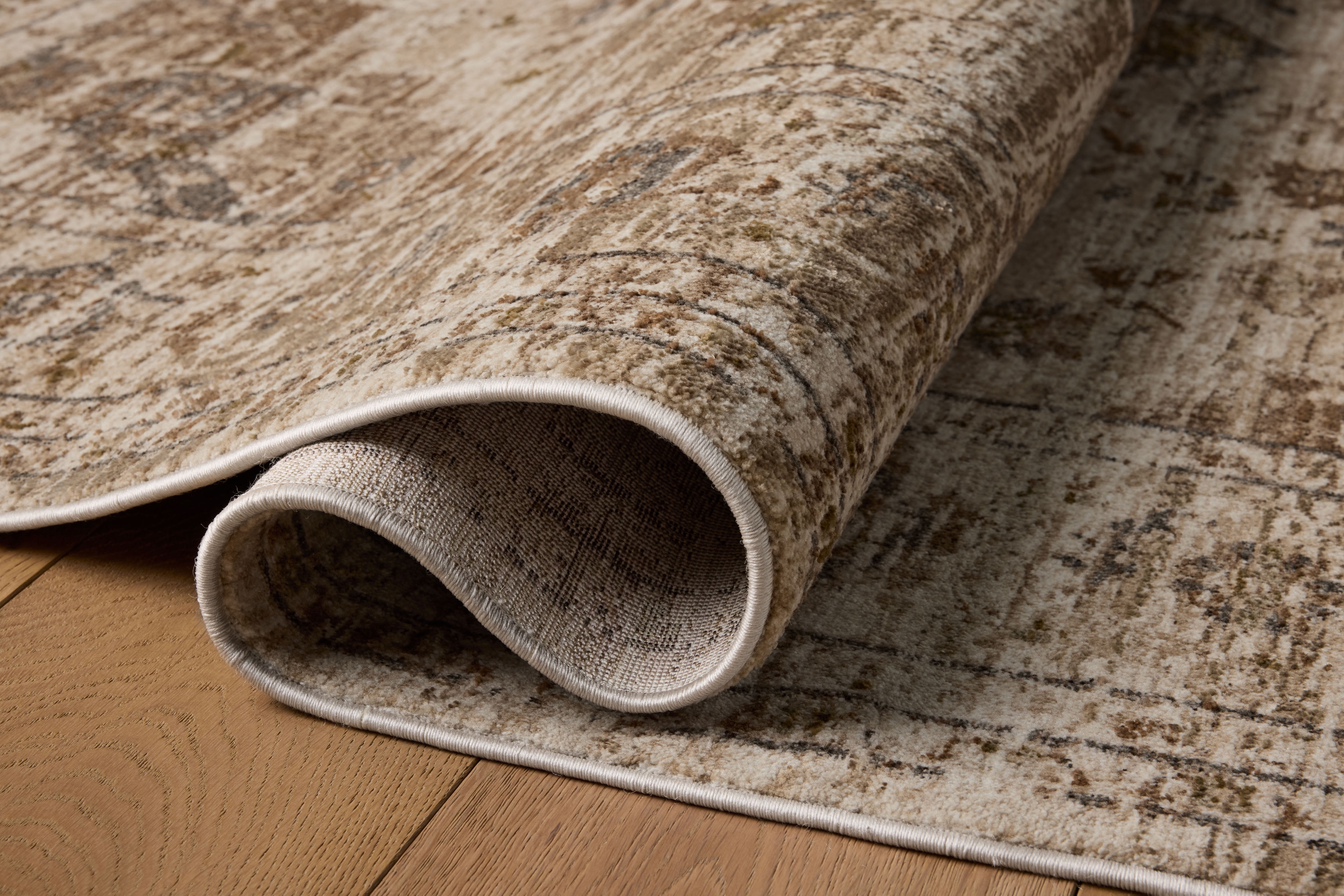 Loloi Haywood Natural / Bark 6'-7" x 9'-2" Area Rug