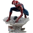 thumbnail image 1 of Marvel Objets de Collection Spider-Man (Série d'Artistes Mark Brooks) Statue de 12 Pouces Sideshow 200508, 1 of 3
