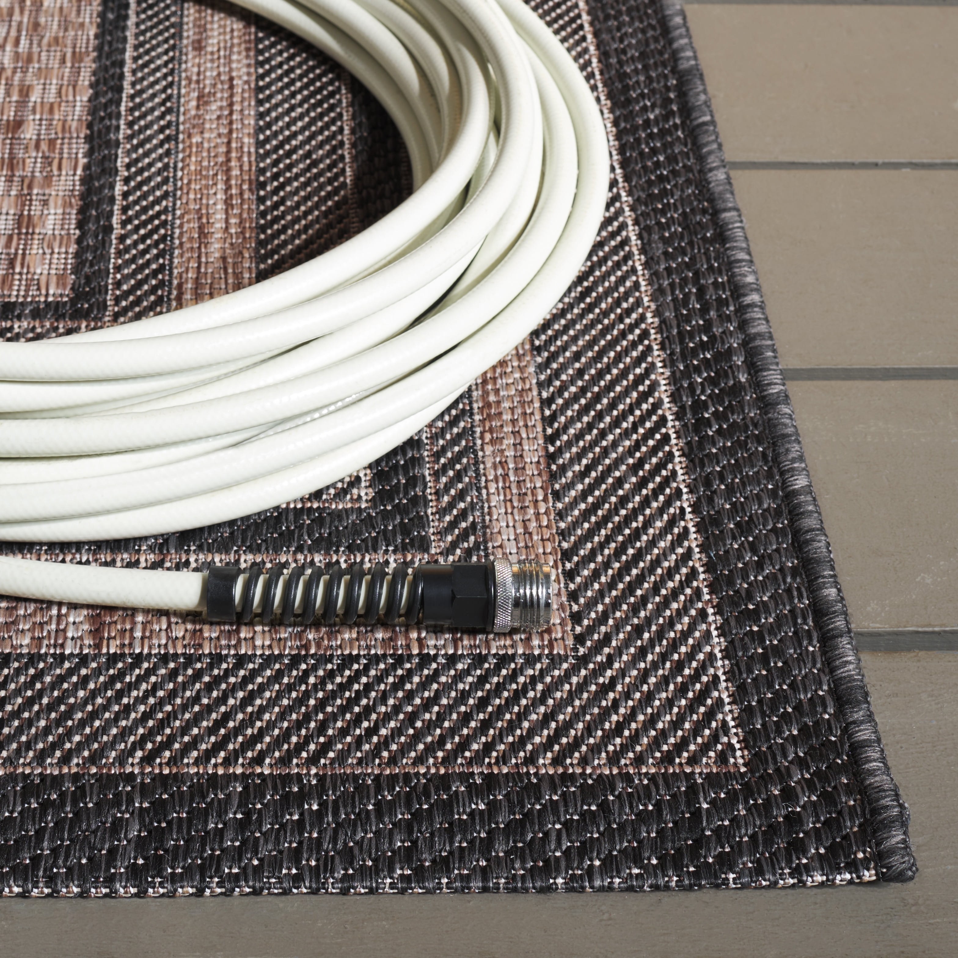 Safavieh Courtyard Ercan Bordered Indoor/Outdoor Area Rug, Natural/Black, 8' x 11'
