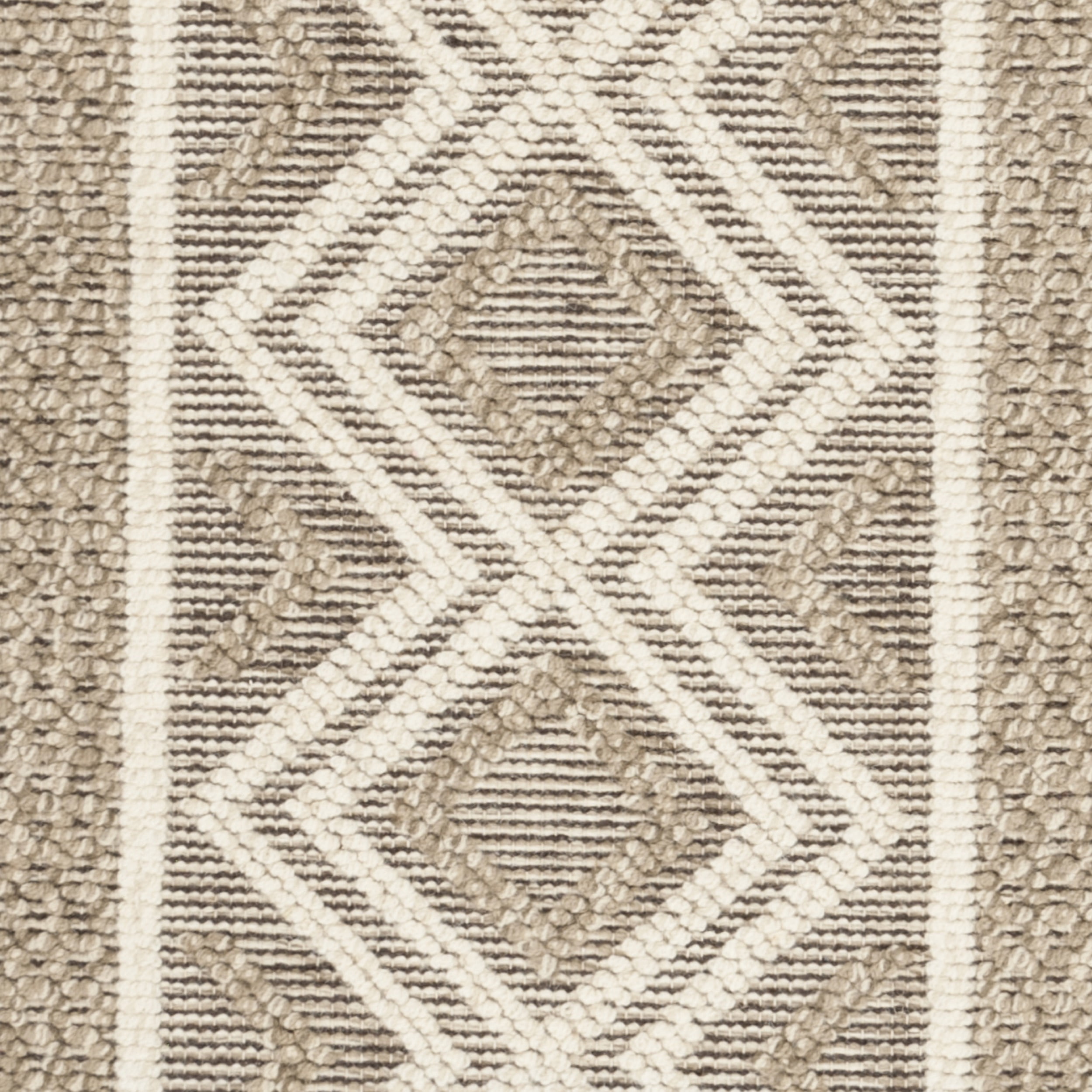 SAFAVIEH Vermont Hyde Geometric Runner Rug, Beige/Ivory, 2'3" x 12'