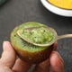 thumbnail image 5 of Cuchara raspadora de acero inoxidable para comida de bebé | Machacador de frutas y verduras dentado para niños | Herramienta para hacer puré de manzana, plátano, patata y calabaza | Aparato de, 5 of 6