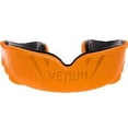 thumbnail image 2 of Protector Bucal Venum Challenger Negro/Naranja, 2 of 3