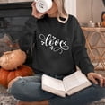thumbnail image 1 of Qertyioot T-Shirt Graphique pour Femmes de la Saint-Valentin à Manches Longues, Chandail d Haut Imprimé à Col Rond à la Mode, 1 of 6