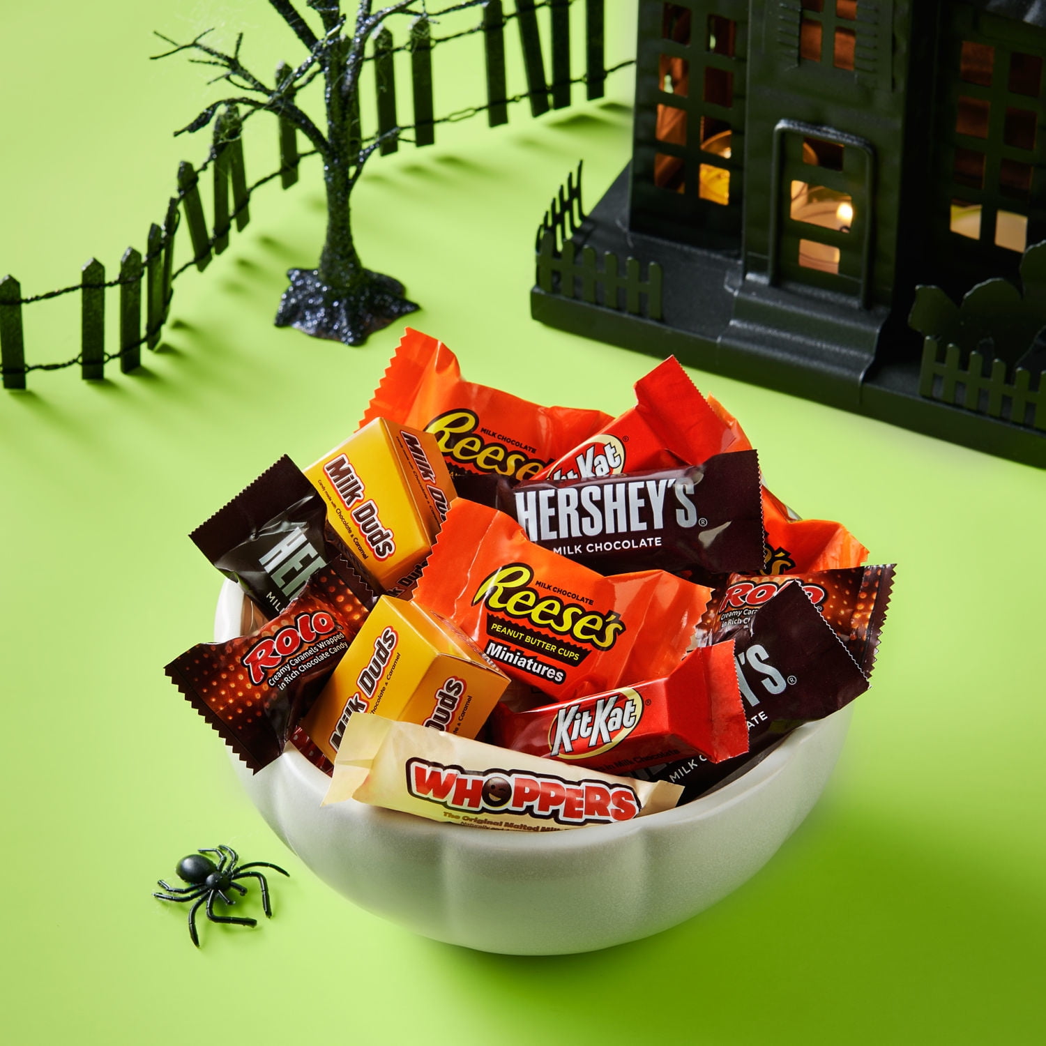 Hershey Miniatures Assorted Flavored Halloween Candy, Bag