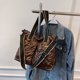 thumbnail image 3 of Bolsa Moda mujer algodón acolchado totalizadores invierno señoras Crossbody ajustable Casual Sywqhk Para Estrenar, 3 of 9