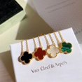 thumbnail image 3 of Collar Con Colgante Van Clover Para Mujer Cadena De Oro De 18 Quilates Joyería, 3 of 4