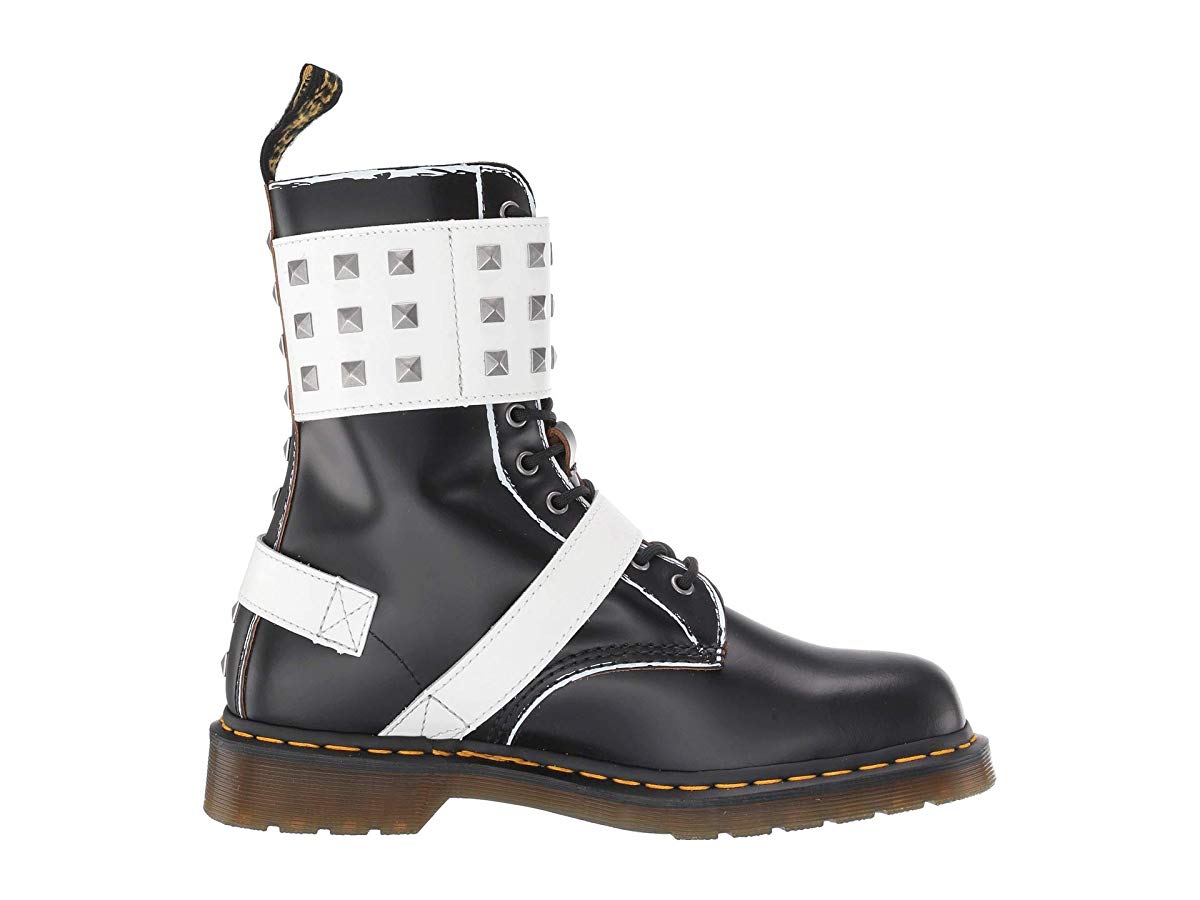 dr martens 1490 white