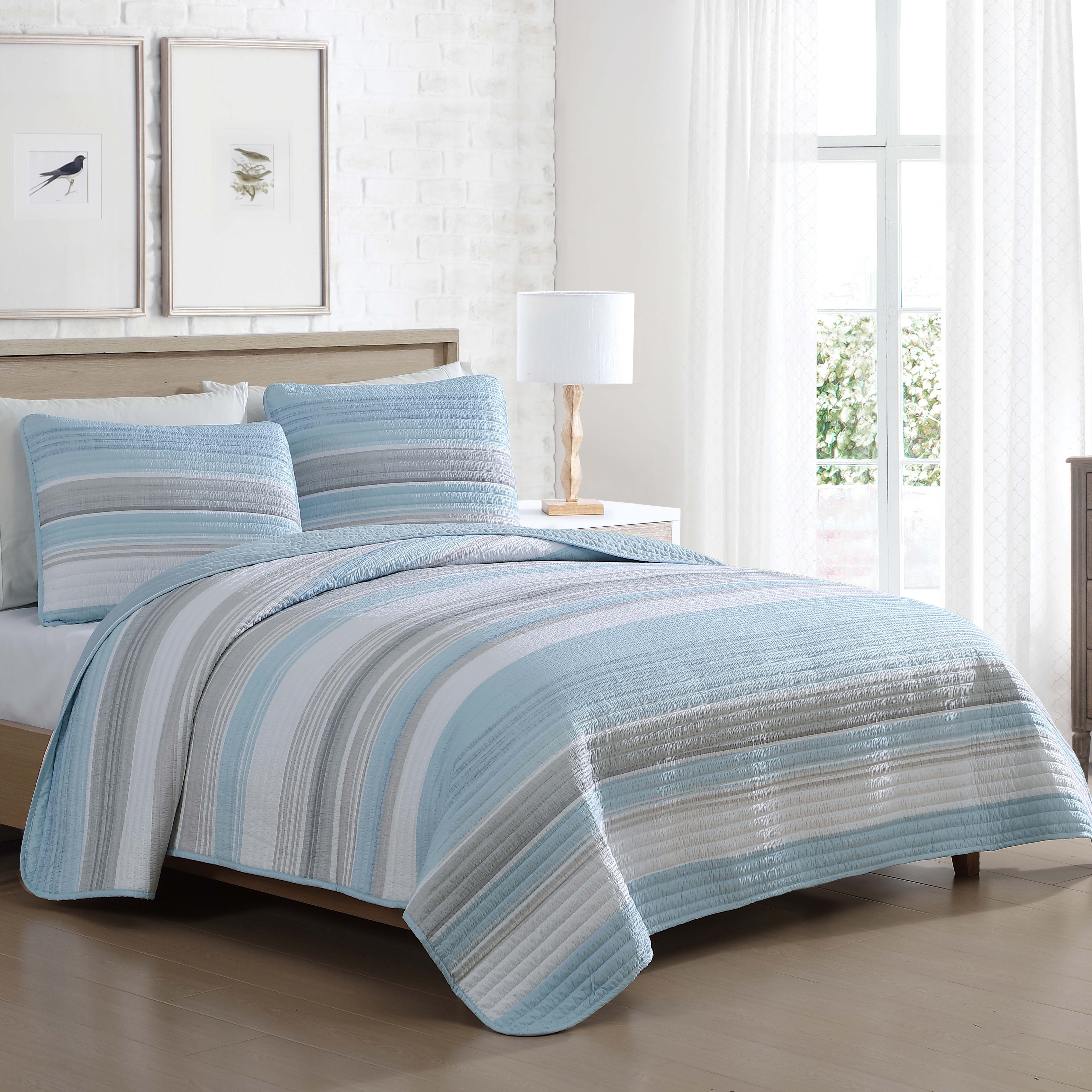 Beatrice Home Fashions, Coralinn Stripe 3PC Quilt Set, King, Blue/Gray