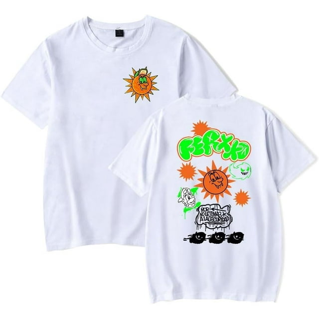 T-Shirts de Tournée Feid Rapper Ferxxocalipsis avec un Col Rond Blanc et des Graphiques Vibrants. l'Avant Affiche un Petit Soleil orange avec un Visage Souriant, Tandis Que l'Arrière Met en Valeur un design Plus Grand avec le logo « Ferxxo » en Texte Style Graffiti Vert, Entouré d'Éclats de Soleil orange, d'Un Soleil Souriant et d'Éléments Artistiques Supplémentaires. Fabriqué en polyester, Ce Haut Unisexe à Manches Courtes Convient aux Tenues Décontractées au Printemps, en Automne et en Hiver. Offert en Tailles TTP à