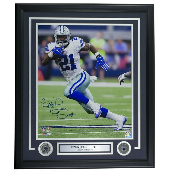 Ezekiel Elliott Signed Framed Dallas Cowboys 16x20 Photo BAS