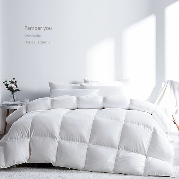 EMONIA Top Hotel Luxury All Season Down Alternative Comforter Quilted