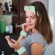 thumbnail image 5 of Juego de 6 protectores de muñeca con diadema para spa (blanco y rosa), diadema para maquillaje facial, diadema con lazo de mariposa, diadema elástica de terciopelo suave, adecuada para, 5 of 5