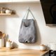 thumbnail image 5 of Soporte de pared para bolsas de plástico – Almacenamiento de bolsas de malla para bolsas de cocina, de la compra y de basura – Organizador que ahorra espacio con carga superior y extracción inferior., 5 of 5