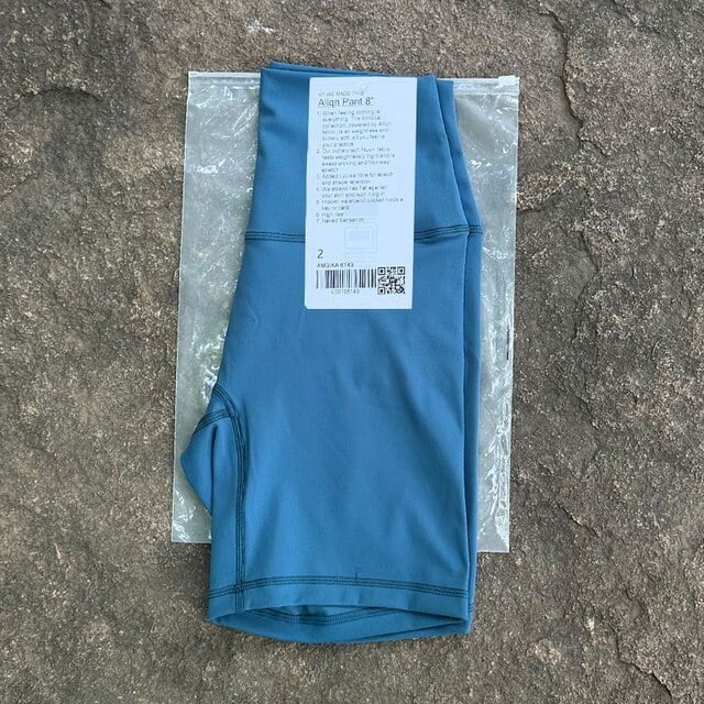 Pantalones cortos deportivos lulu para mujer, Shorts de Yoga de cintura alta, ajustados, levantamiento de glúteos, gimnasio, correr, nailon elástico