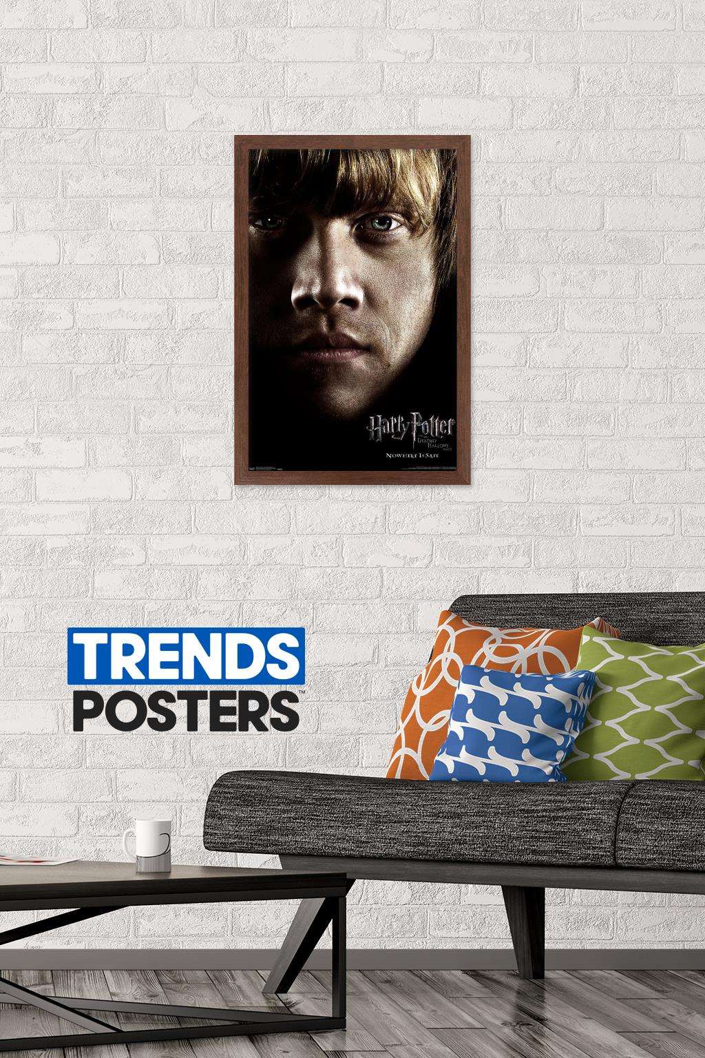 Harry Potter and the Deathly Hallows: Part 1 - Ron One Sheet Wall Poster, 14.725" x 22.375", Framed