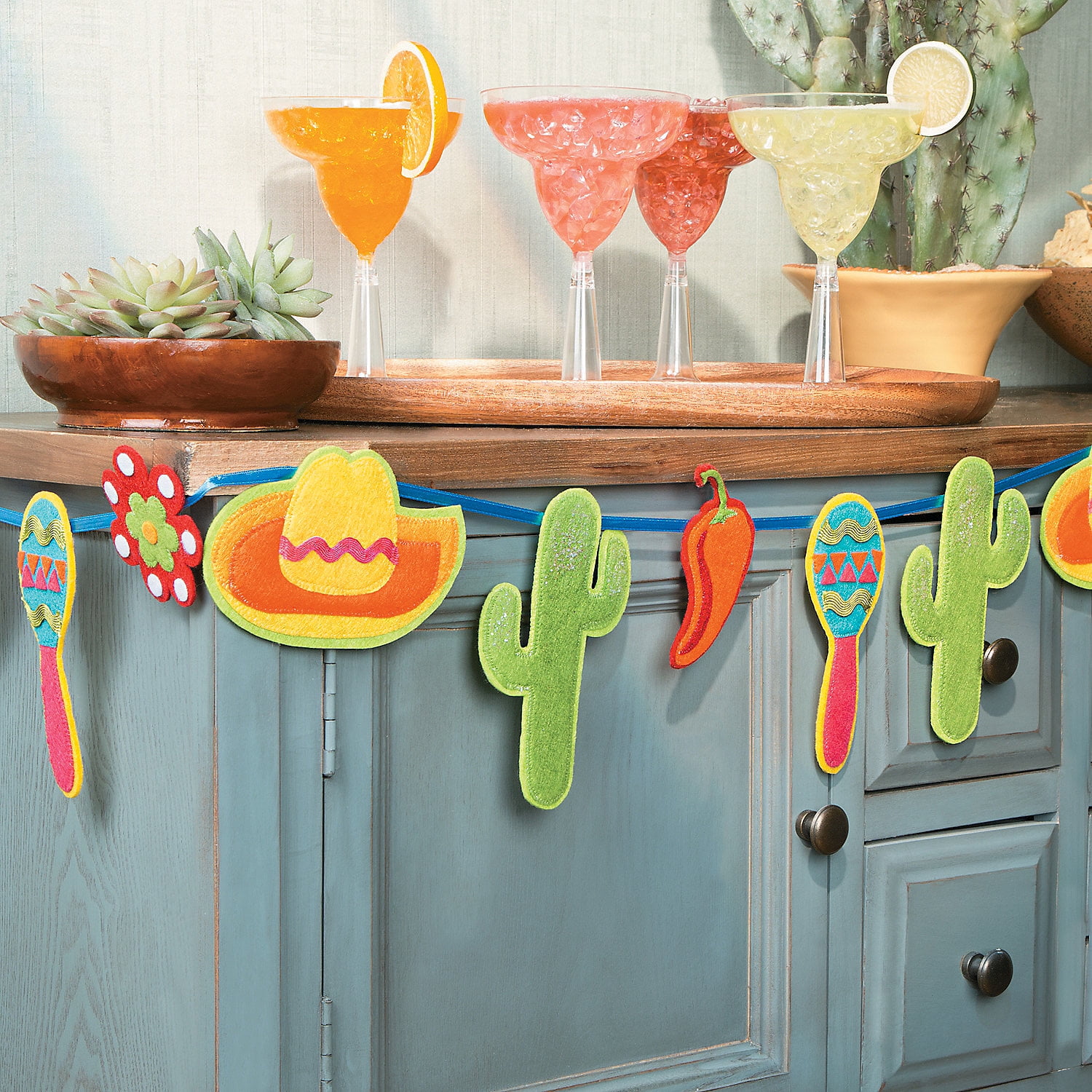 Fun Express Fiesta Felt Garland For Cinco De Mayo Home Decor
