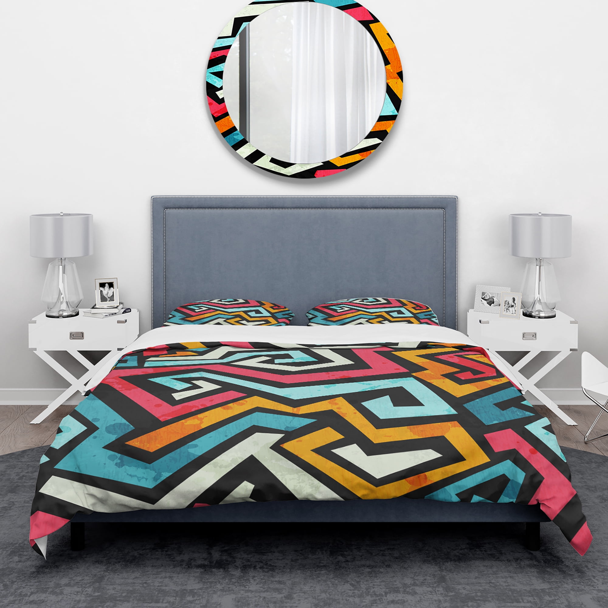 Designart 'Bright Graffiti Pattern with Grunge Effect' Modern & Contemporary Duvet Cover Set