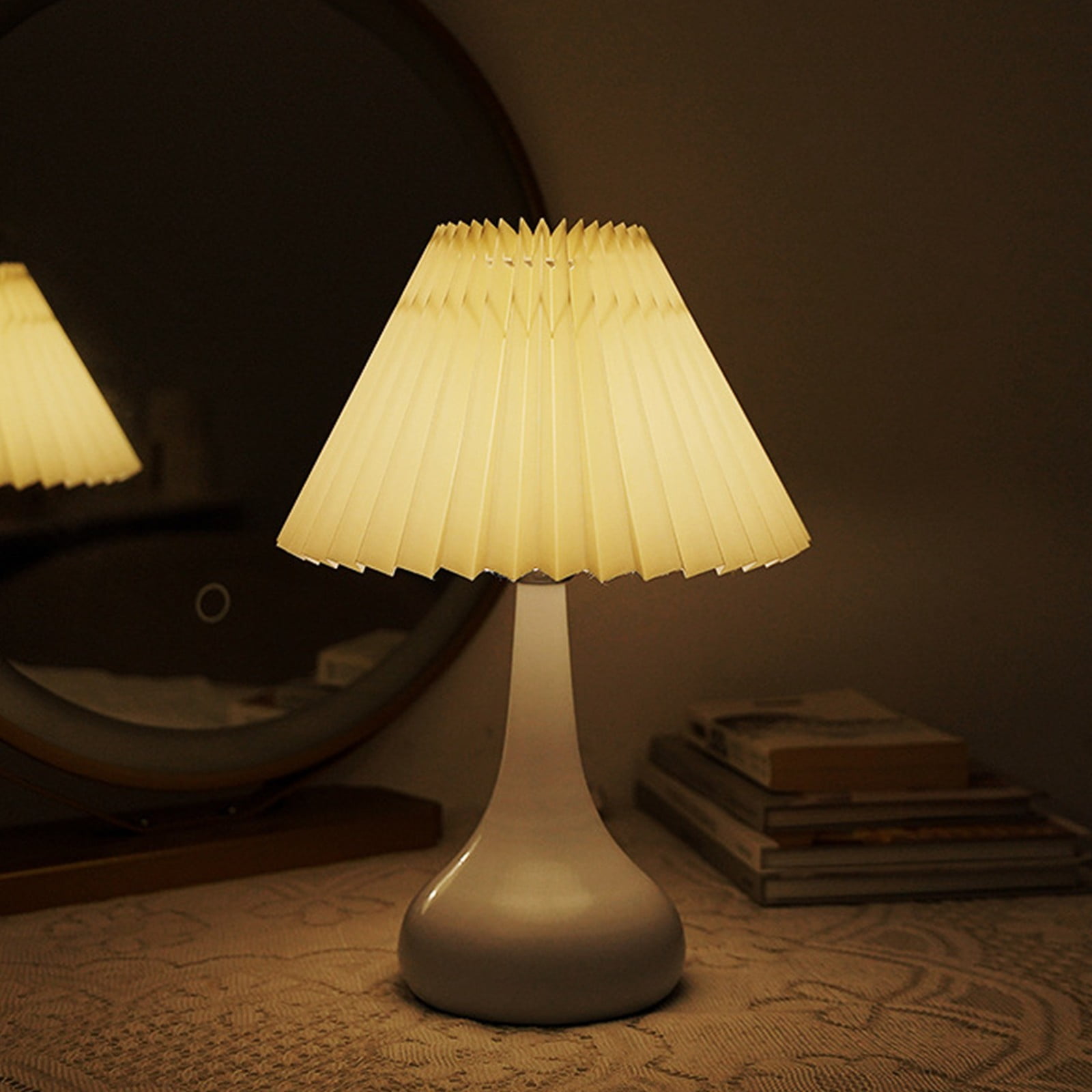 A Vintage Table Lamp Bedside Desk Light With Energy Efficient Design, Stylish Metal Material For Study, Bedroom And Dormitory, 12.2X8.66X4.72In, 0.46Lb
