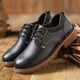 thumbnail image 2 of Zapatos de senderismo de piel de vaca con cordones Zapatos casuales para hombres Zapatos huecos para hombres Botas cortas para hombres, 2 of 5