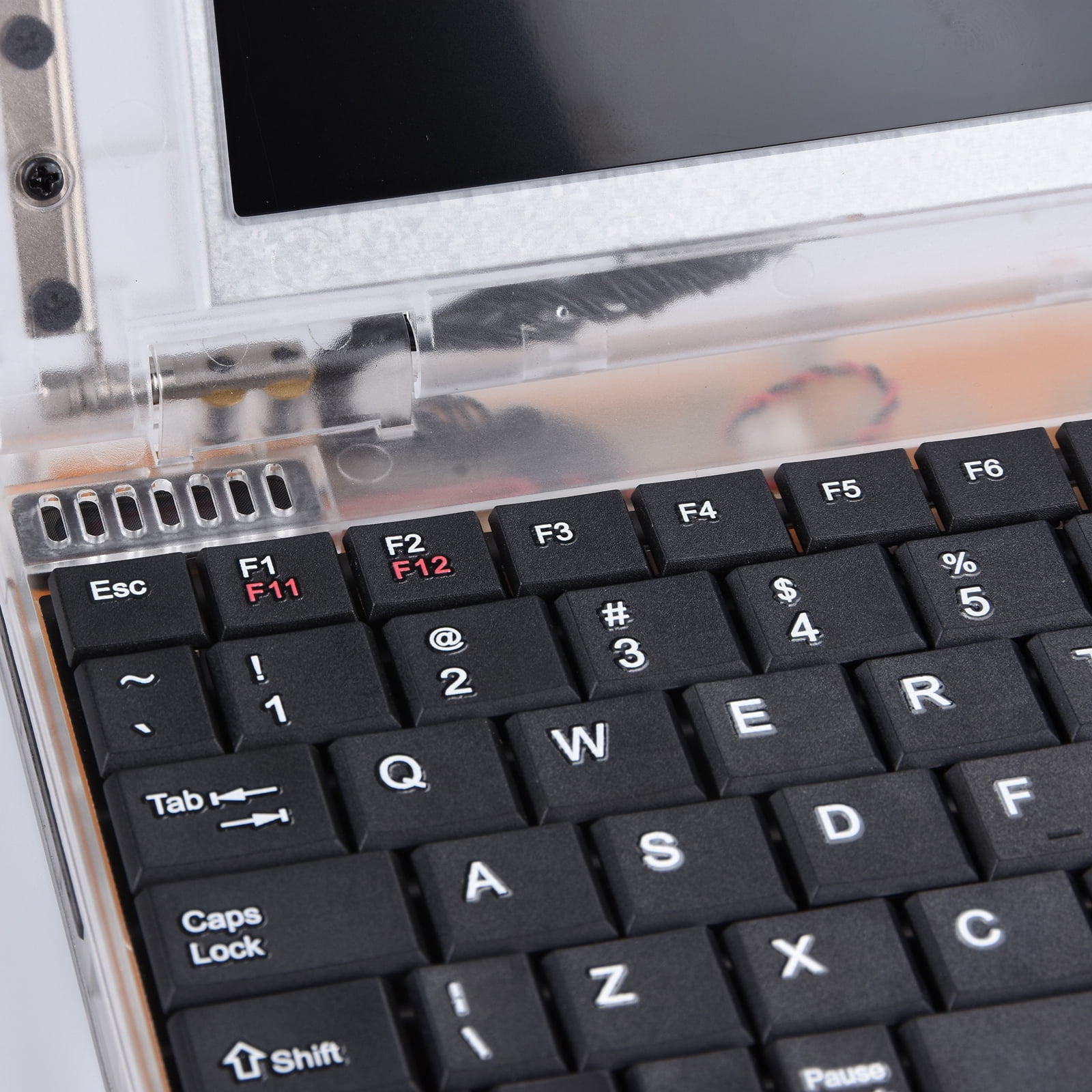 Handheld Computer with VGA and OPL3 Audio 640KB RAM, CF Hard Disk, Windows 3.0, Portable PC Compatible