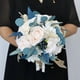 thumbnail image 4 of Novia Boda Sosteniendo Ramo Novia Sosteniendo Flores para Decoración de Banquete de Boda Macarena Ramo de novia, 4 of 8