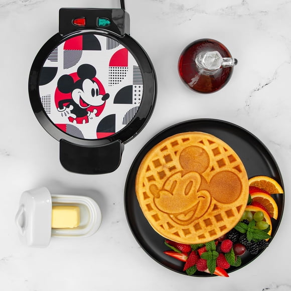 Uncanny Brands Disney Mickey Mouse Waffle Maker - Galera redonda antiadherente, fácil de usar y limpiar
