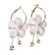 thumbnail image 1 of Elegantes pendientes largos con borlas circulares transparentes de estilo coreano con forma de flor (blancos), 1 of 5