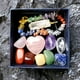 thumbnail image 3 of Paquete de 11 piedras de energía de cristal, gemas, colgante natural pulido de forma irregular, hexagonal con forma de amor con siete chakras, Zulema Colección Crystal, 3 of 6