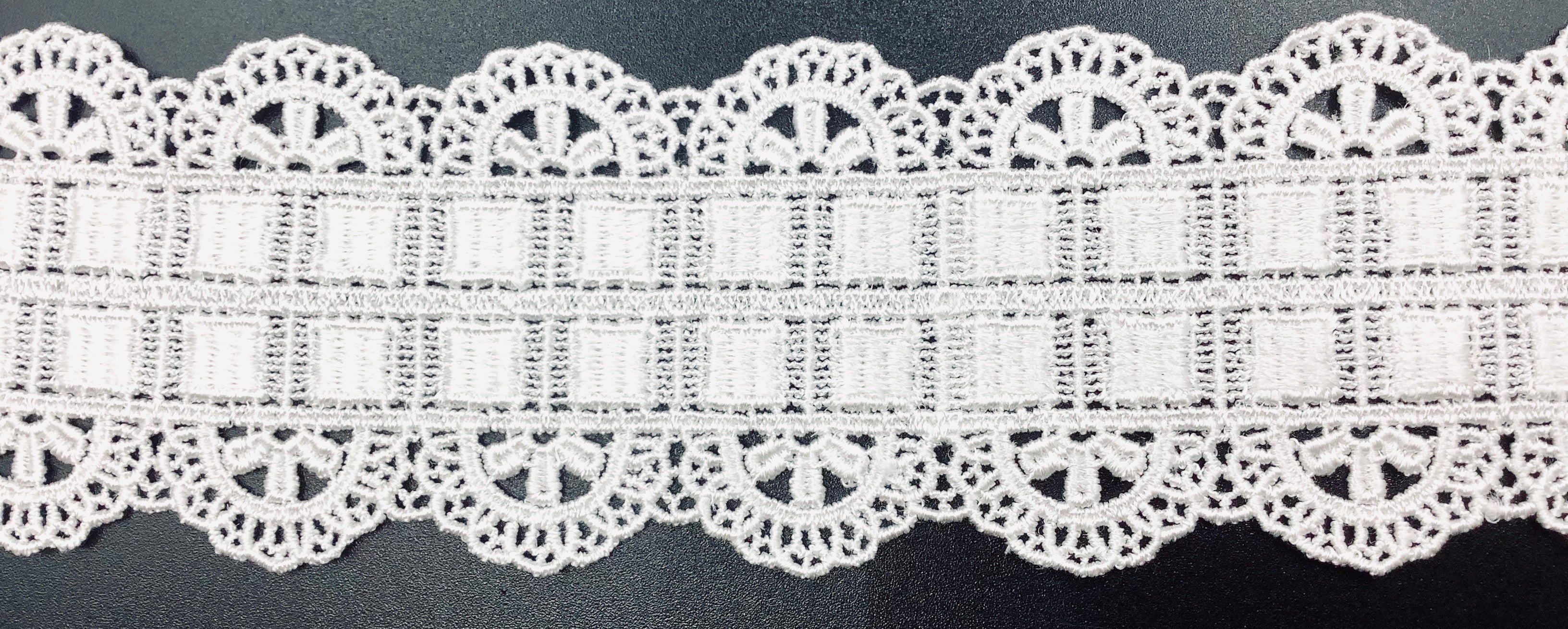 White 2-1/8" Venice Lace Galloon