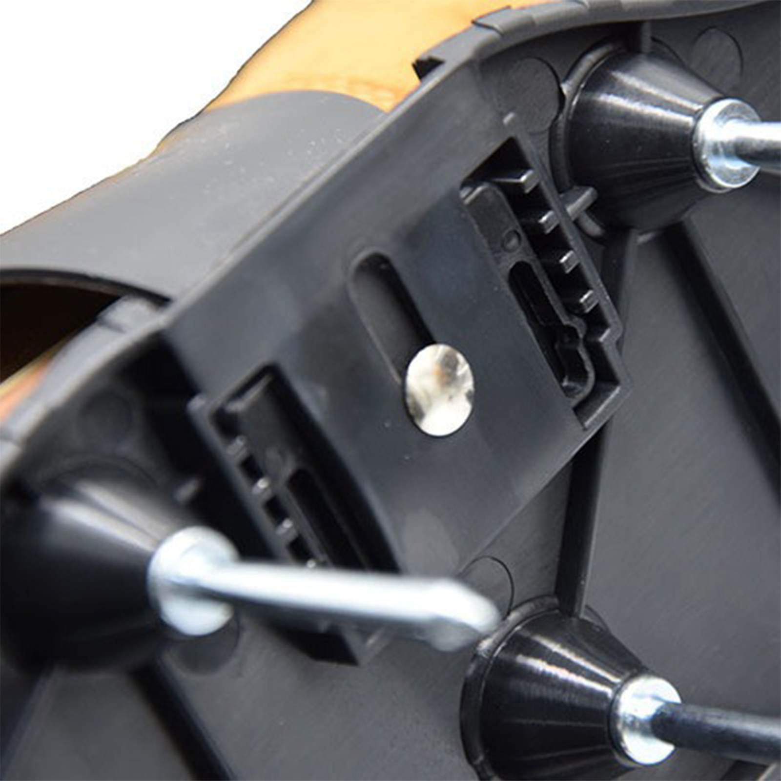 Ergonomic Garden Aerator Shoes Featuring Puncture-Resistant Nails & Inflatable For Long-Lasting Comfort 1pr