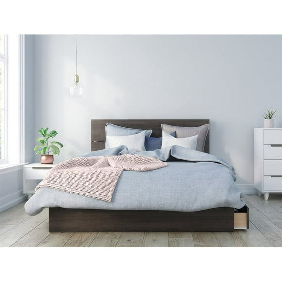 Pristine 3 Piece Queen Size Bedroom Set Ebony & White