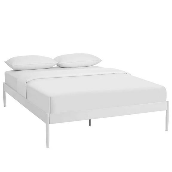 Hawthorne Collection Queen Platform Bed in White