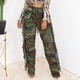 thumbnail image 5 of Pantalones de camuflaje de algodón con botones y bolsillos grandes con borlas y camuflaje lateral para mujer de moda europea y americana, 5 of 6