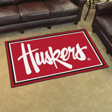 Fan Mats FAN-20673 Nebraska Cornhuskers NCAA 4 x 6 Rug, 46 x 72 in.