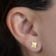 thumbnail image 2 of Aretes de oro 14k GIALLO Broquel GIALLO COLLECTION Estrella dorada de oro amarillo, 2 of 5