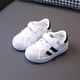 thumbnail image 3 of Zapatillas de deporte para niños y niñas, zapatillas con cabeza de concha, primavera y otoño, estilo coreano, zapatos blancos para bebés de 1 a 3 años, 3 of 5