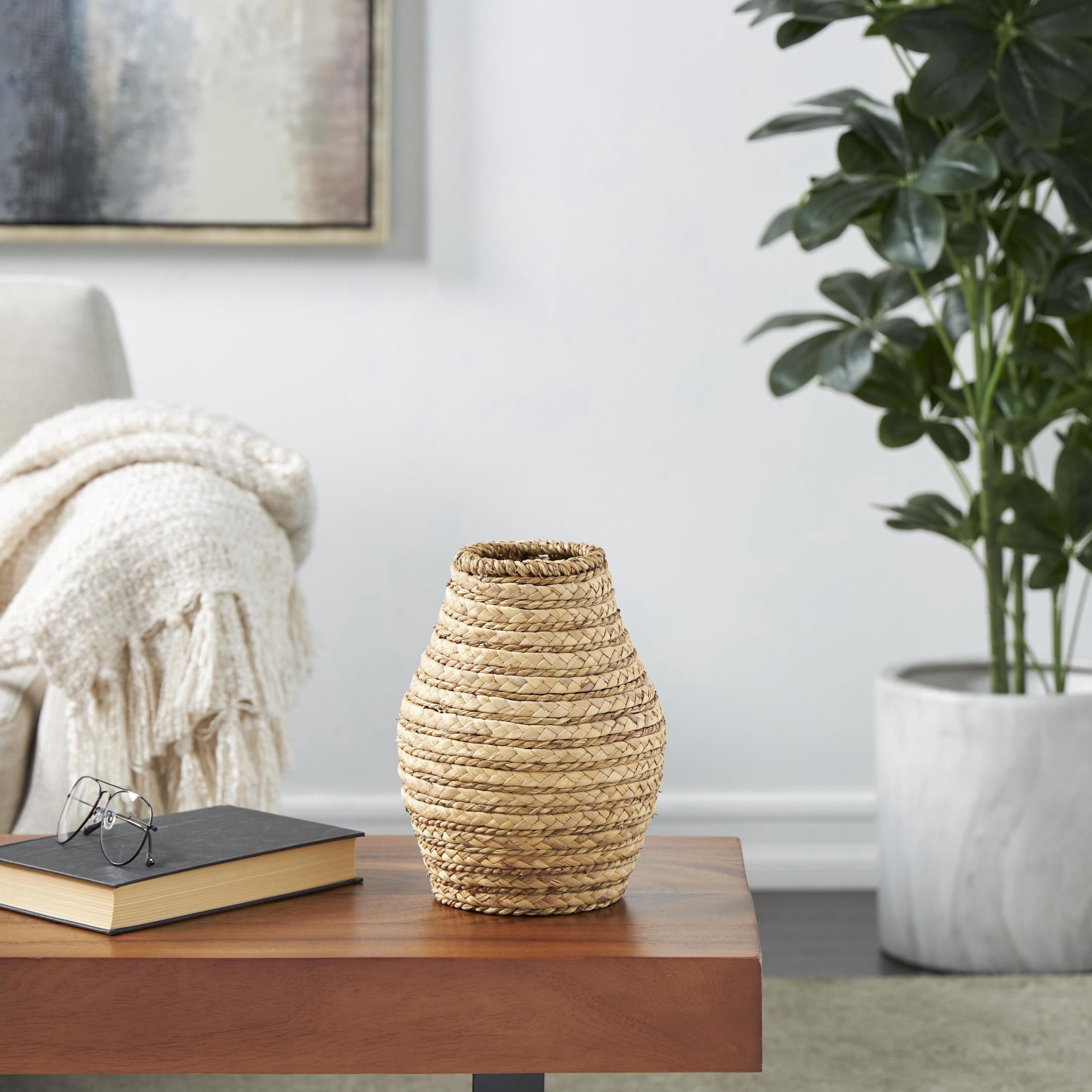 DecMode 10" Handmade Braided Light Brown Seagrass Vase