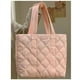 thumbnail image 1 of Bolso de mujer de material de plumón de moda de otoño e invierno, bolso de mano de gran capacidad, bolso de compras para viajeros, bolso para estudiantes universitarios, 1 of 1