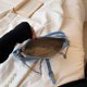 thumbnail image 2 of Bolso de mano para mujer, Bolso para axilas de PU con mariposa, Bolso de compras para chica picante (azul), 2 of 7