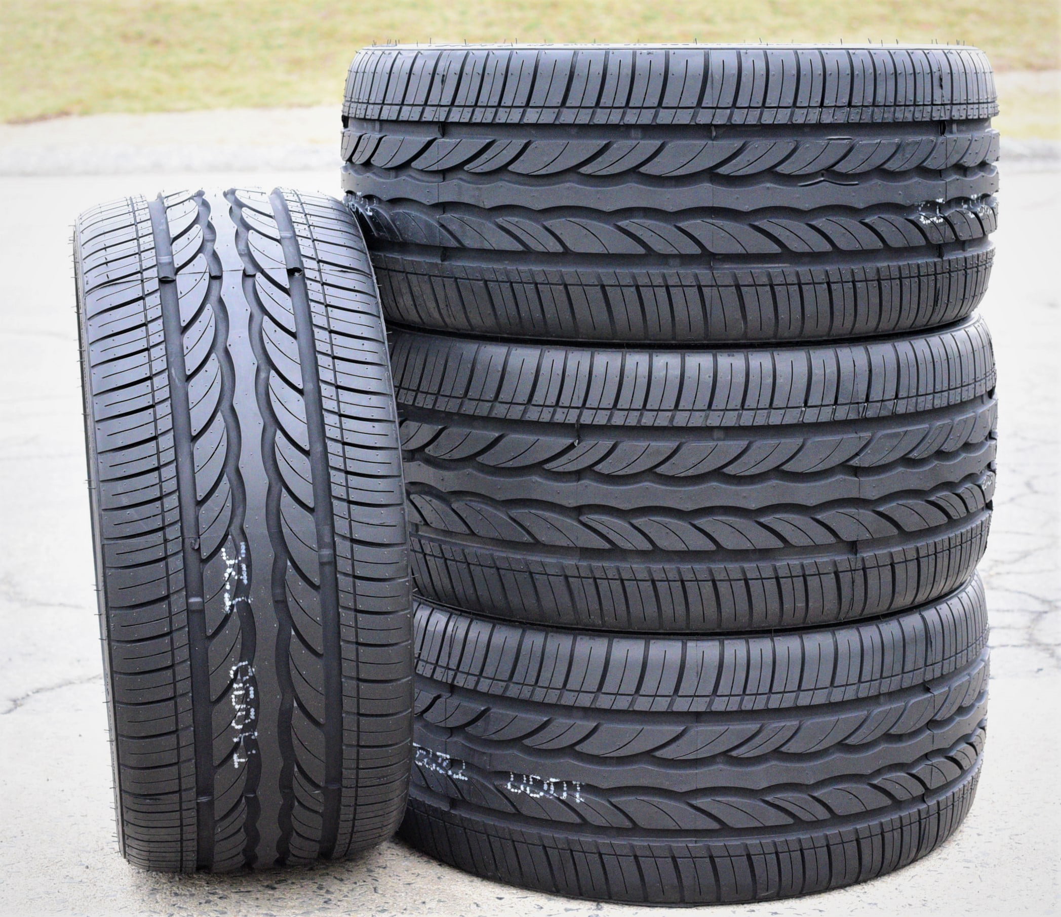 Set of 4 (FOUR) Leao Lion Sport UHP 255/35R19 96W XL A/S High