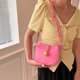 thumbnail image 4 of Bolso de moda adecuado para viajes diarios y citas, pequeño bolso cuadrado de cuero artificial para mujer rosa, 4 of 5