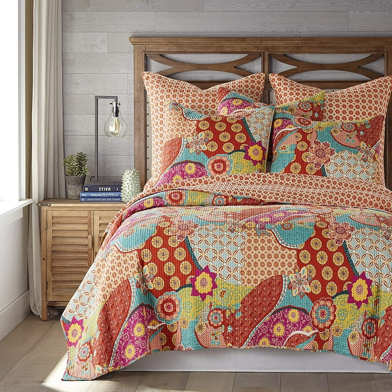 homThreads Zanzibar Quilt Set King Quilt Two
